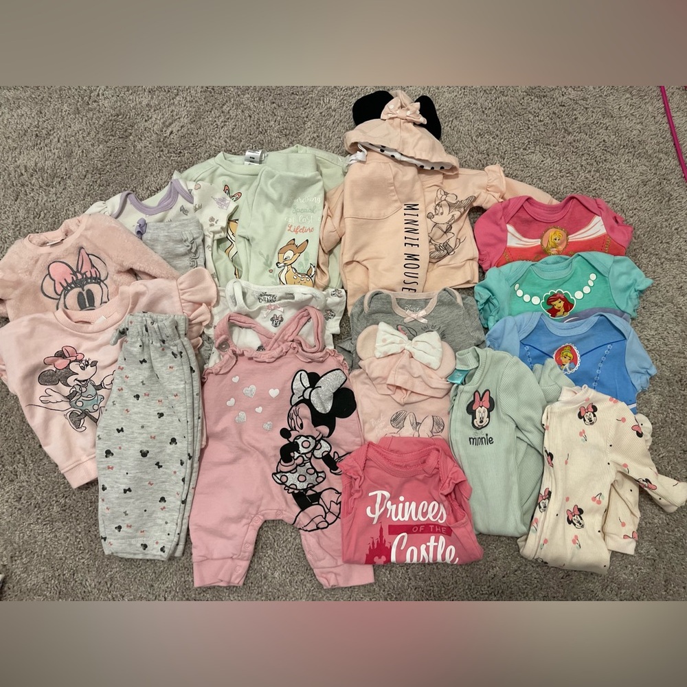 Disney Baby Girls Clothing Bundle 0-3 Months